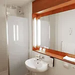 Campanile Nimes Sud - Hotel 3*