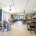 Campanile Nimes Sud - 3*