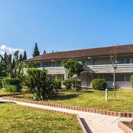 Campanile Nimes Sud - Hotel 3*