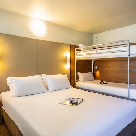 Campanile Nîmes Sud - Hotel 3*