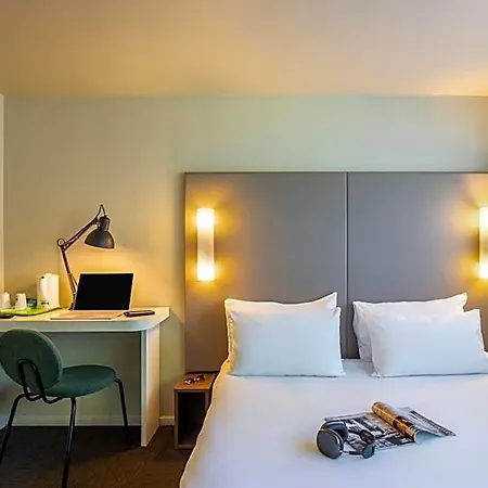 Hotel Campanile Nimes Sud -