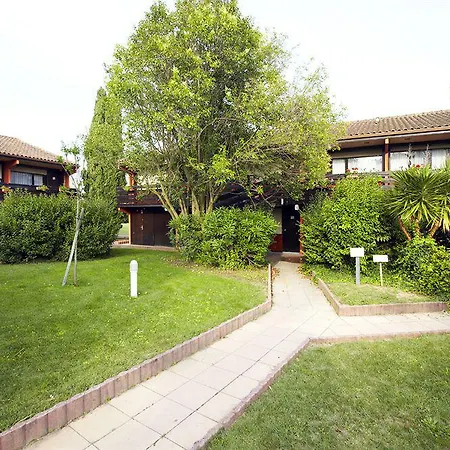 Campanile Nimes Sud - Hotel Caissargues